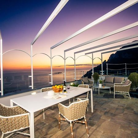 Villa La Tagliata Spectacular Jacuzzi Tub Amazing View And Private Parking Garage ポジターノ エクステリア 写真