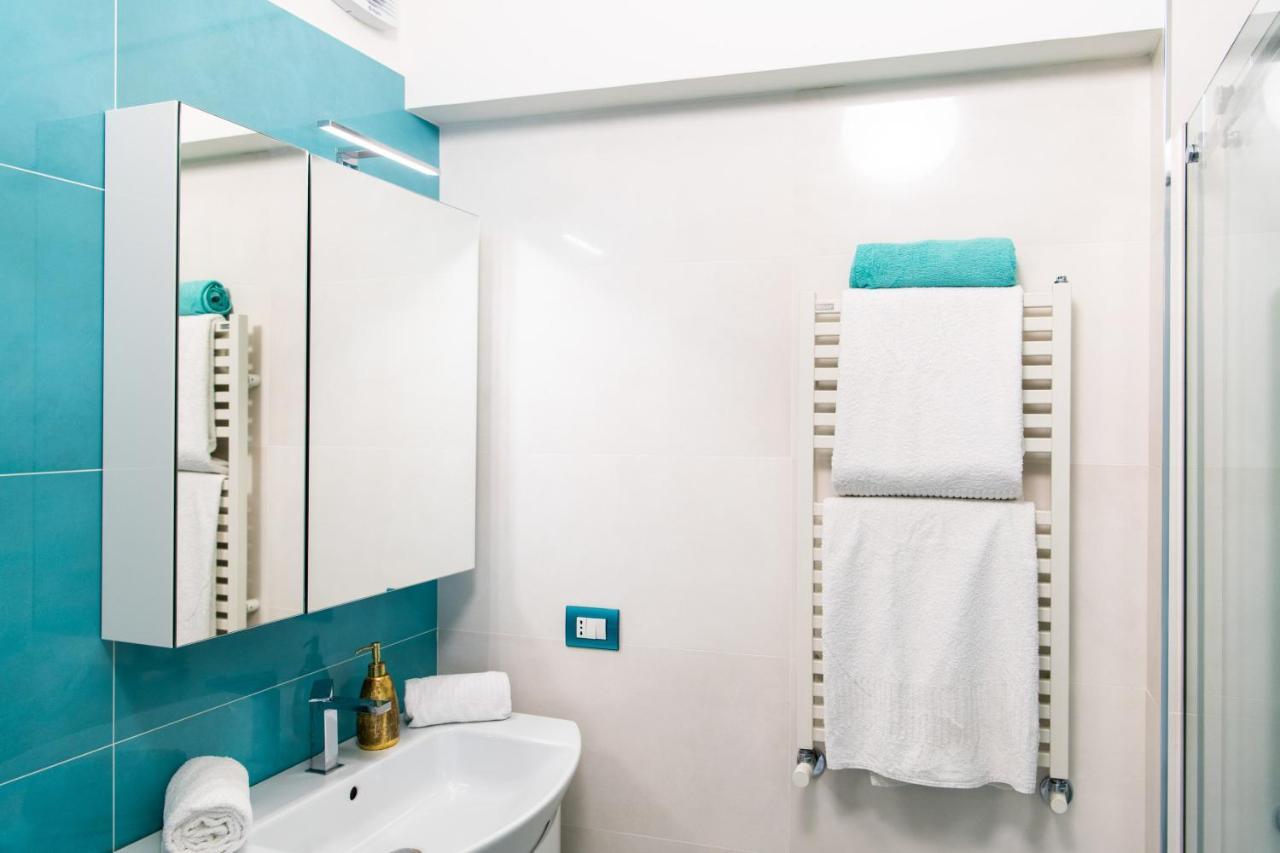 Villa La Tagliata Spectacular Jacuzzi Tub Amazing View And Private Parking Garage ポジターノ エクステリア 写真