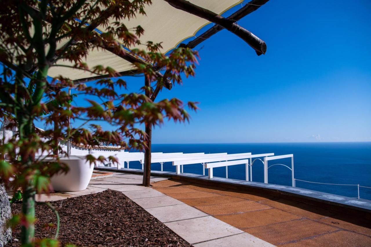 Villa La Tagliata Spectacular Jacuzzi Tub Amazing View And Private Parking Garage ポジターノ エクステリア 写真
